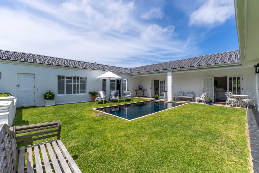 5 Bedroom Property for Sale in Lower Robberg Western Cape